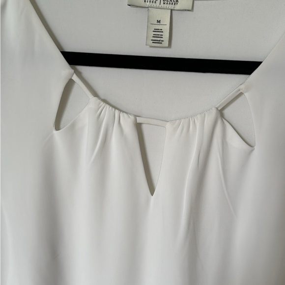 White House Black Market Top - Picture 2 of 3